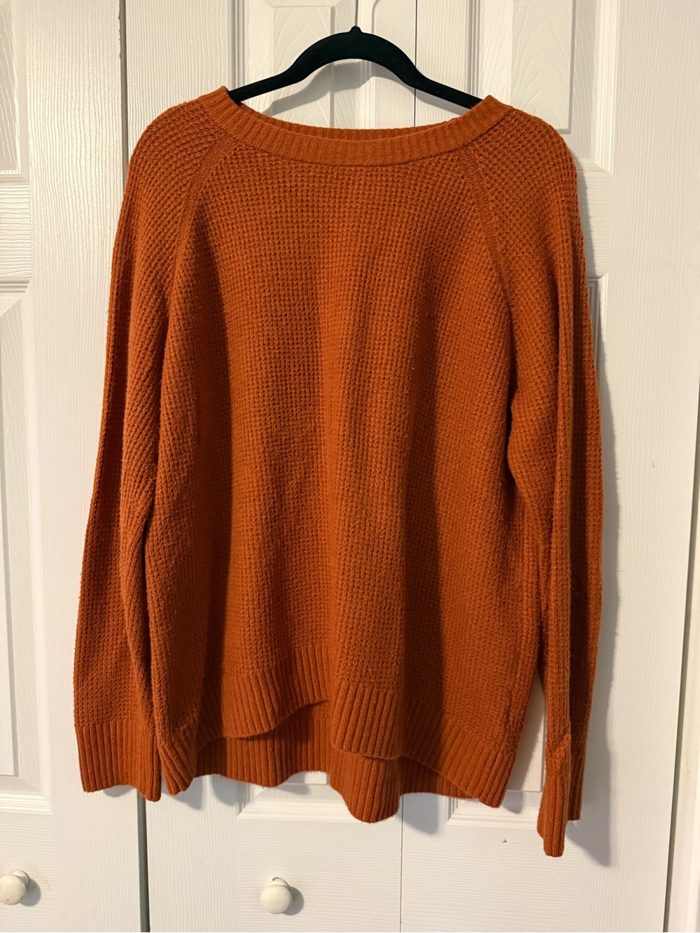 Old Navy Women's Sosoft Oversized Waffle-Knit Crewneck Sweater - Rust Orange